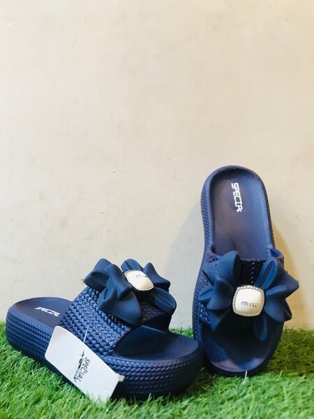 Ladies house slippers