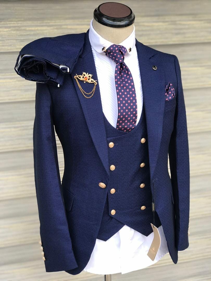 blue men's suit