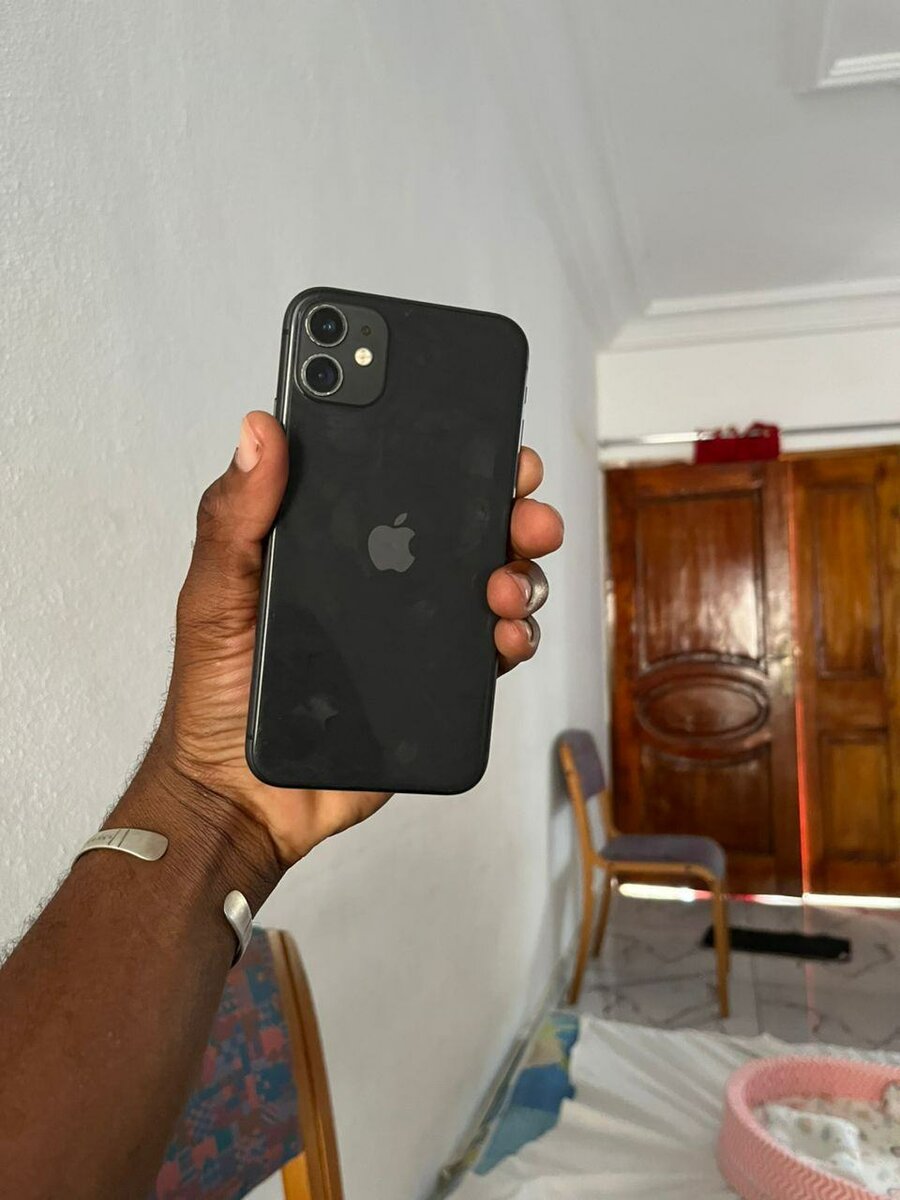 iPhone 11 Noir 64Go