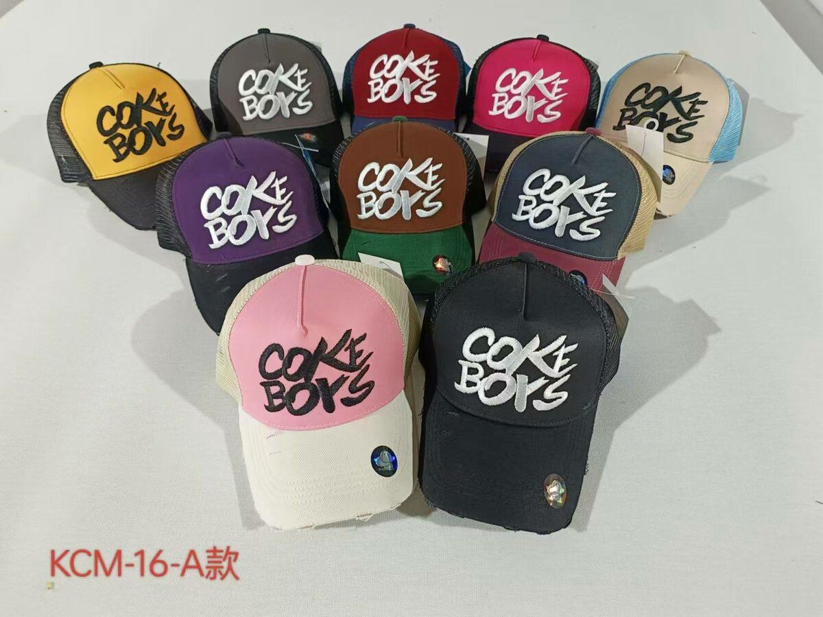 Casquettes de mode neuves