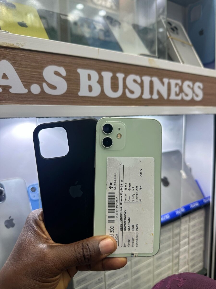 iphone 12 simple 64giga casi