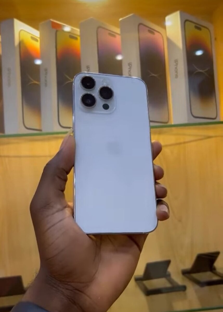 iPhone 14 pro max 128gig