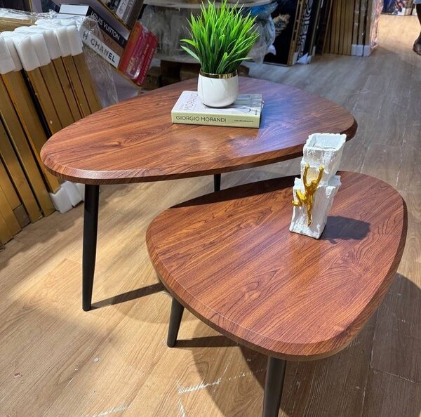 Table basse en bois moderne