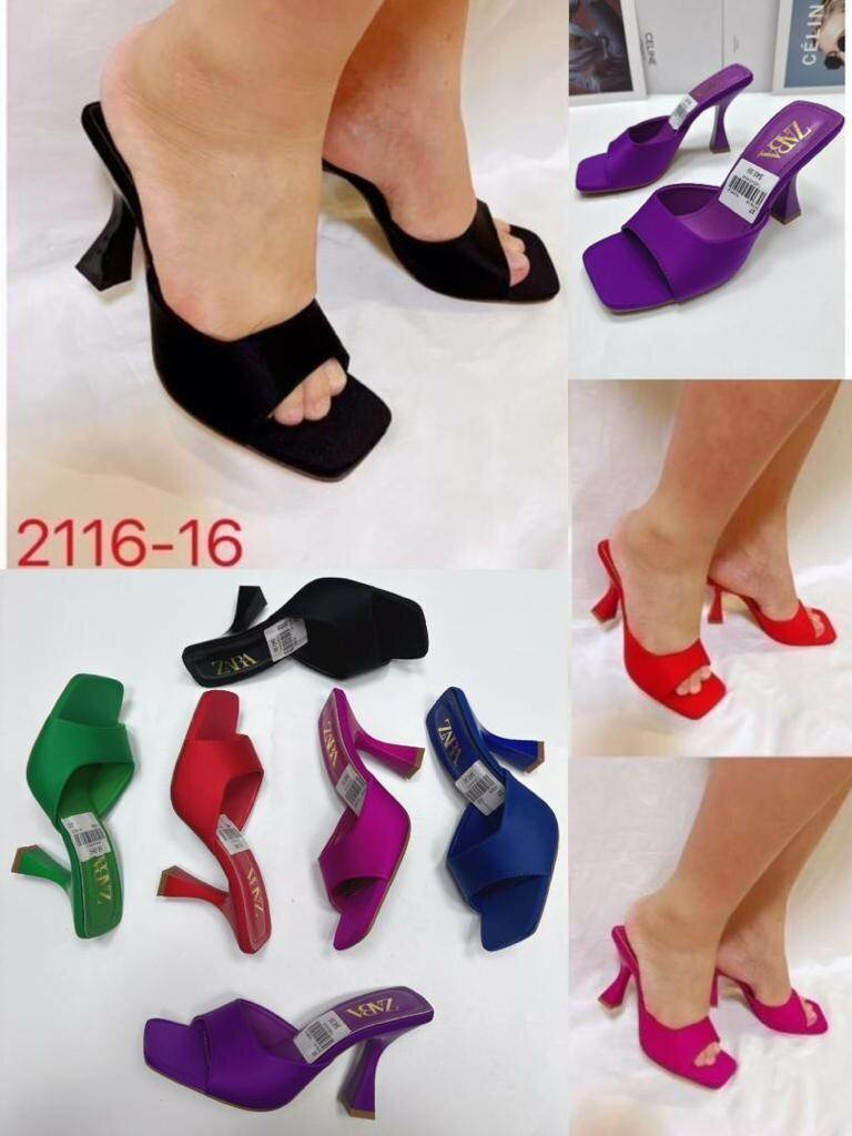 Women's footwear