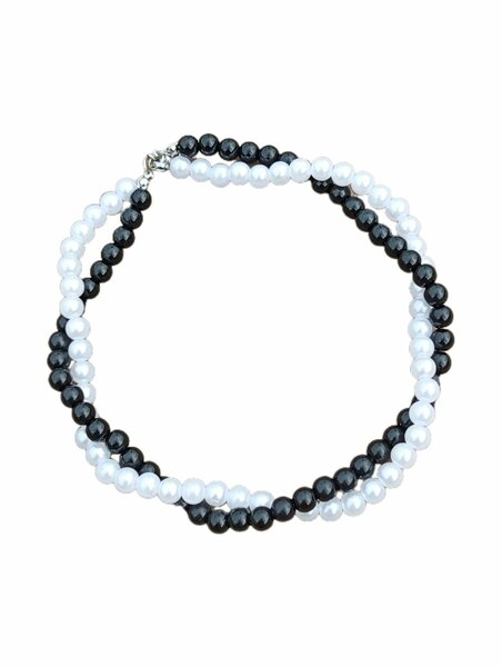 Collier perles noir et blanc