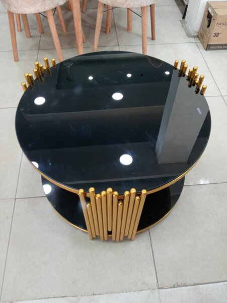 Table basse moderne dorée