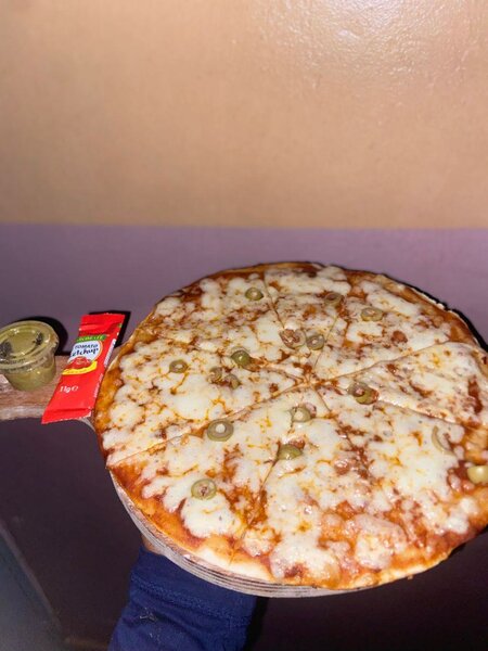 Pizza 4 fromages délicieuse