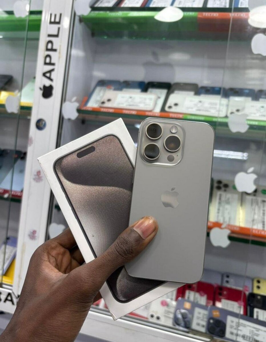 iPhone Pro Max Argent Neuf