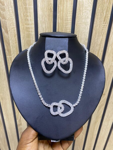 Elegant Rhinestone Jewelry Set