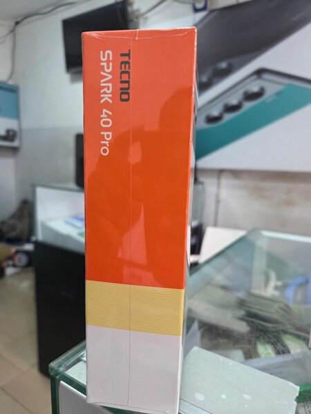 TECNO Spark 40 Pro 128GB