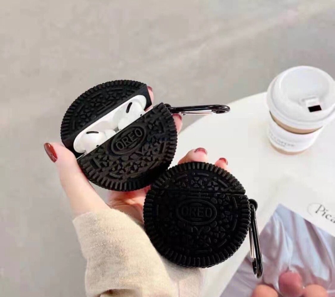Oreo AirPod pro case