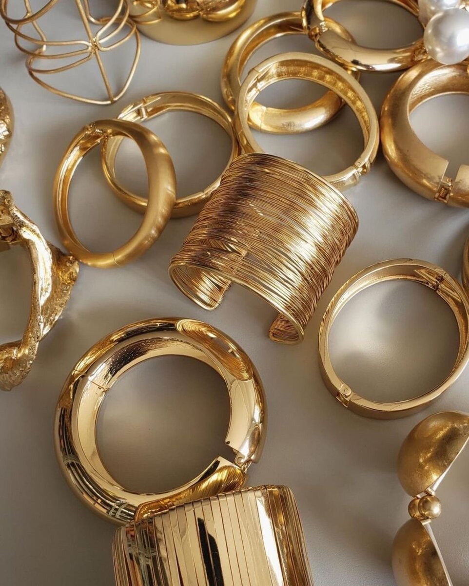 Bracelets en or élégants