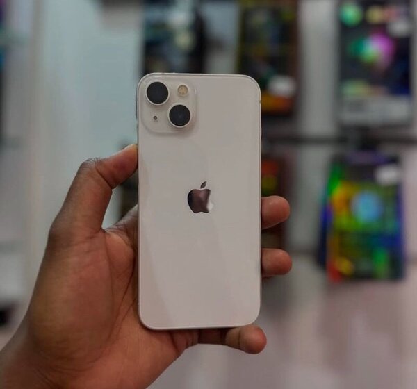 iPhone  13