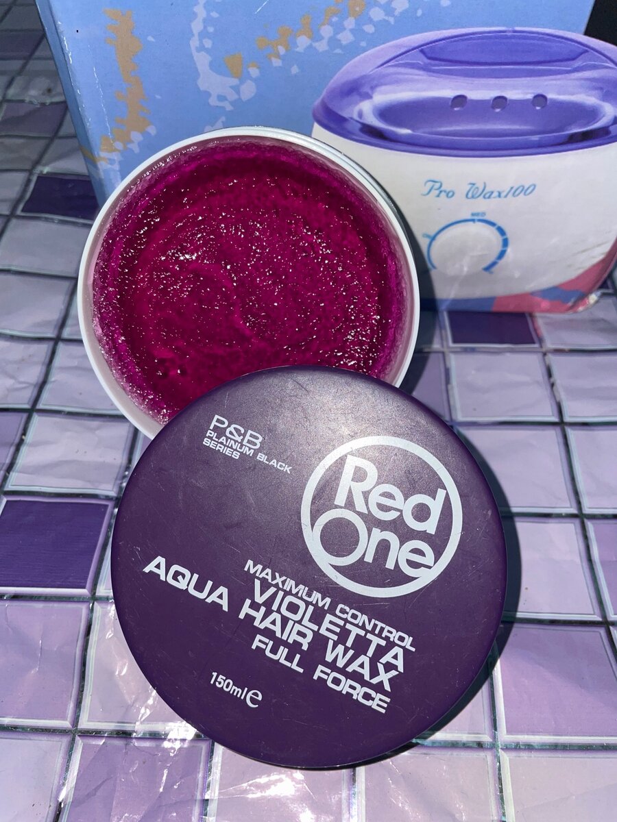 Cire de cheveux red one