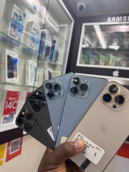 iPhone 13 Pro 128 GO Quasi neu