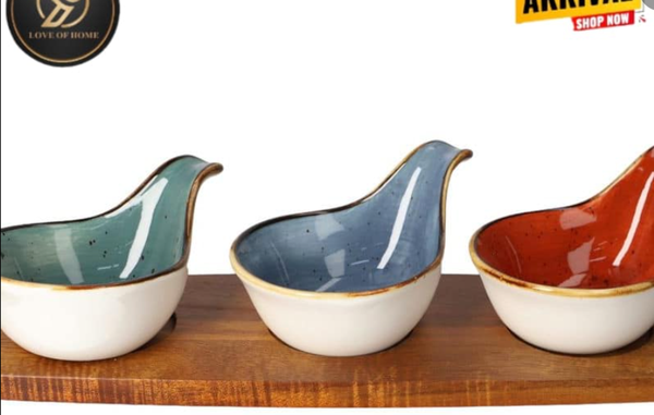 Wood board with bowls - 4 piese set