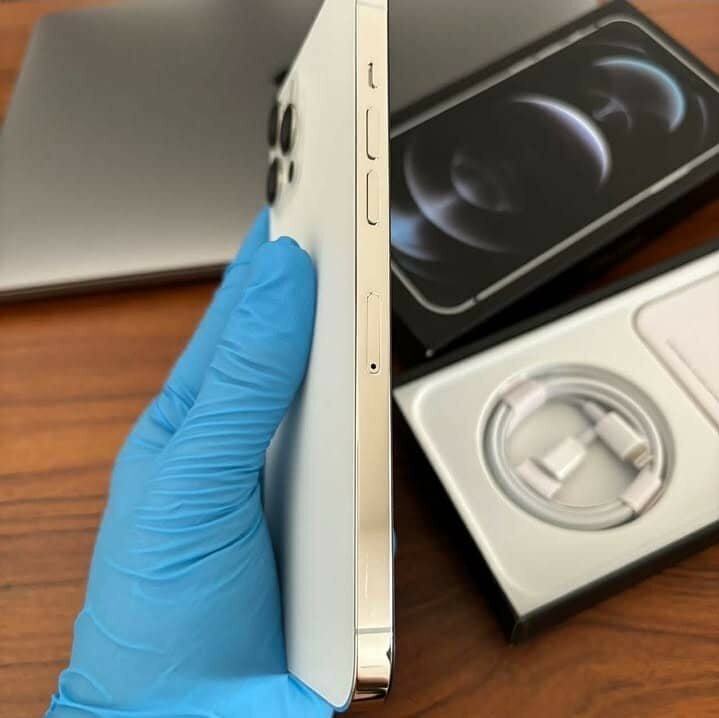 iPhone 12pro Max 128Gb Neat Battery Health 100%