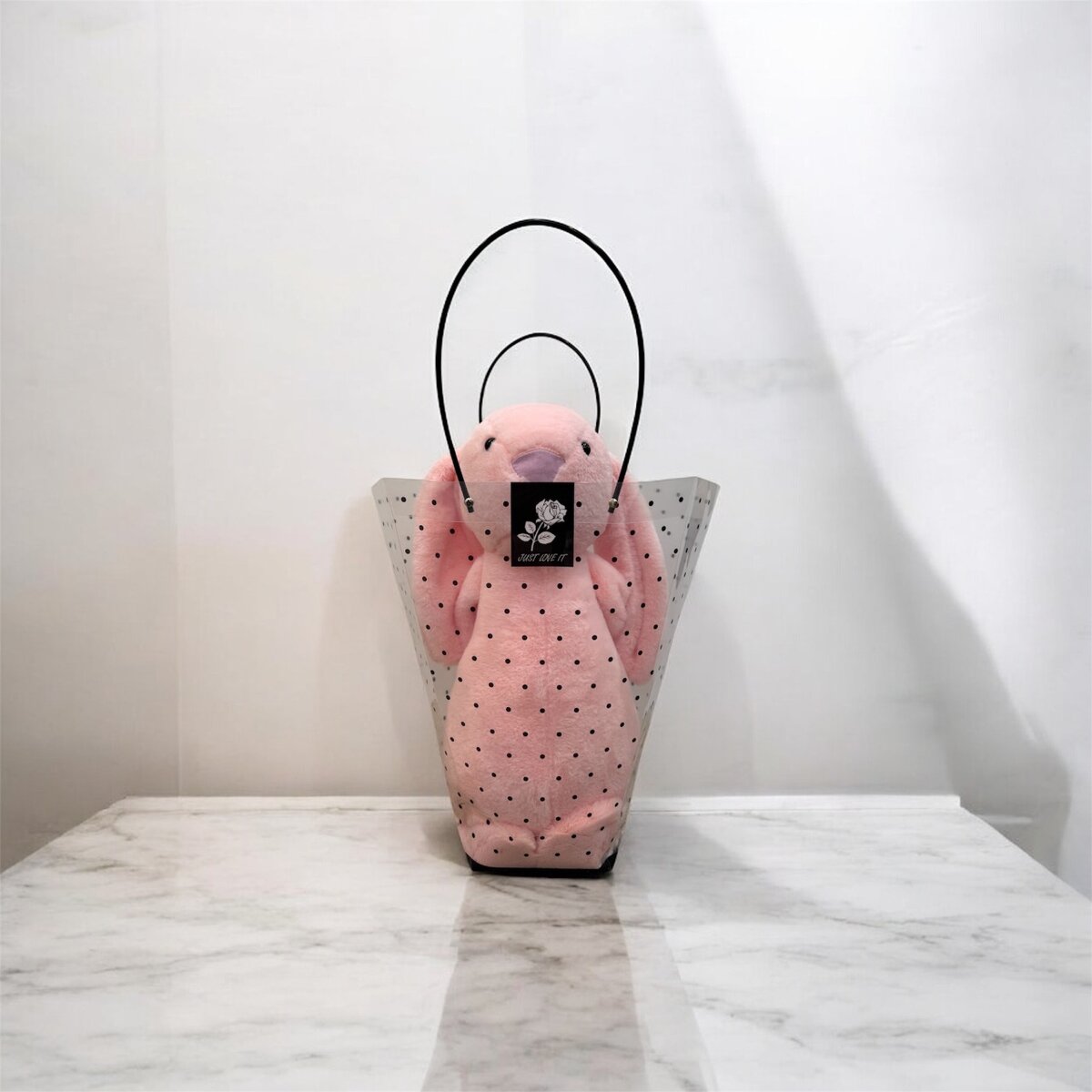 Плющевые зайчики