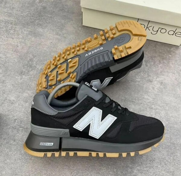 NEW BALANCE SNEAKE BLACK