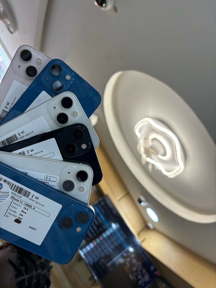 iPhone 13 simple original 128 GB quasi neuf