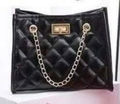 Fashionable and high-quality women's handbag black
