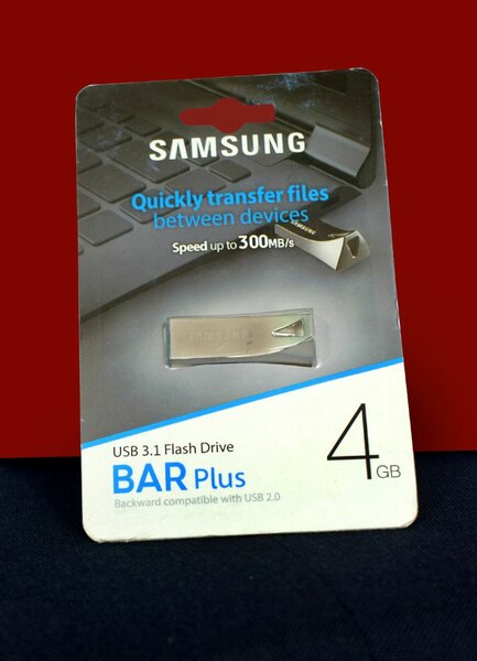 SAMSUNG FLASH DRIVE USB 3.1 4GB