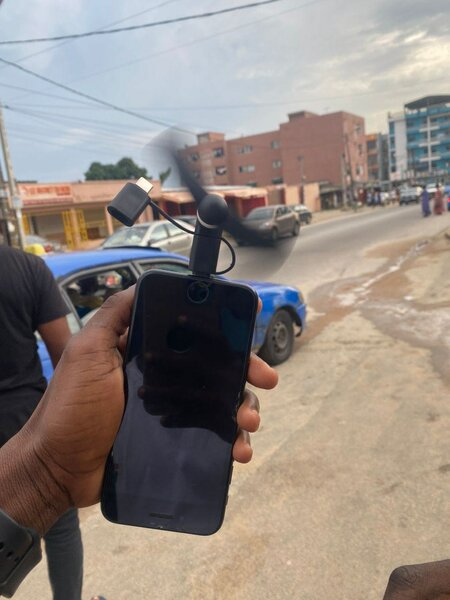 Nouveau ✨mini ventilateur pour vous rafraîchir