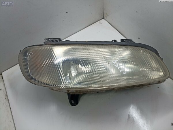 Передние фары Опель омега б