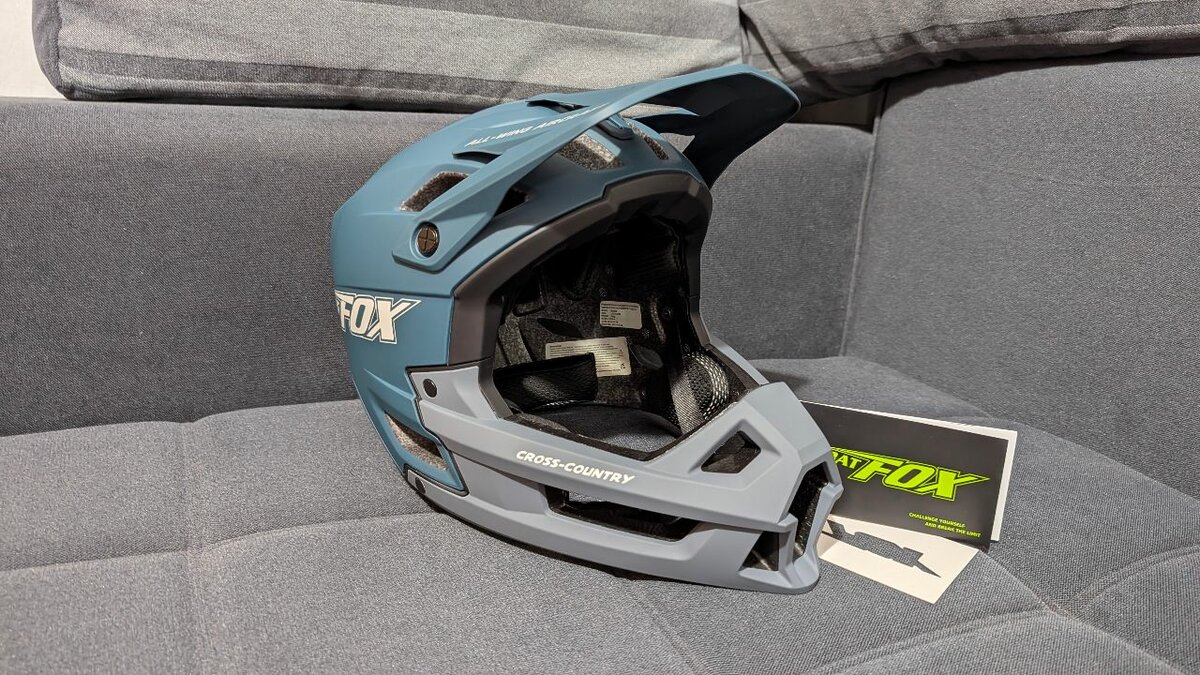 шлем фулфэйс BAT FOX (новый)