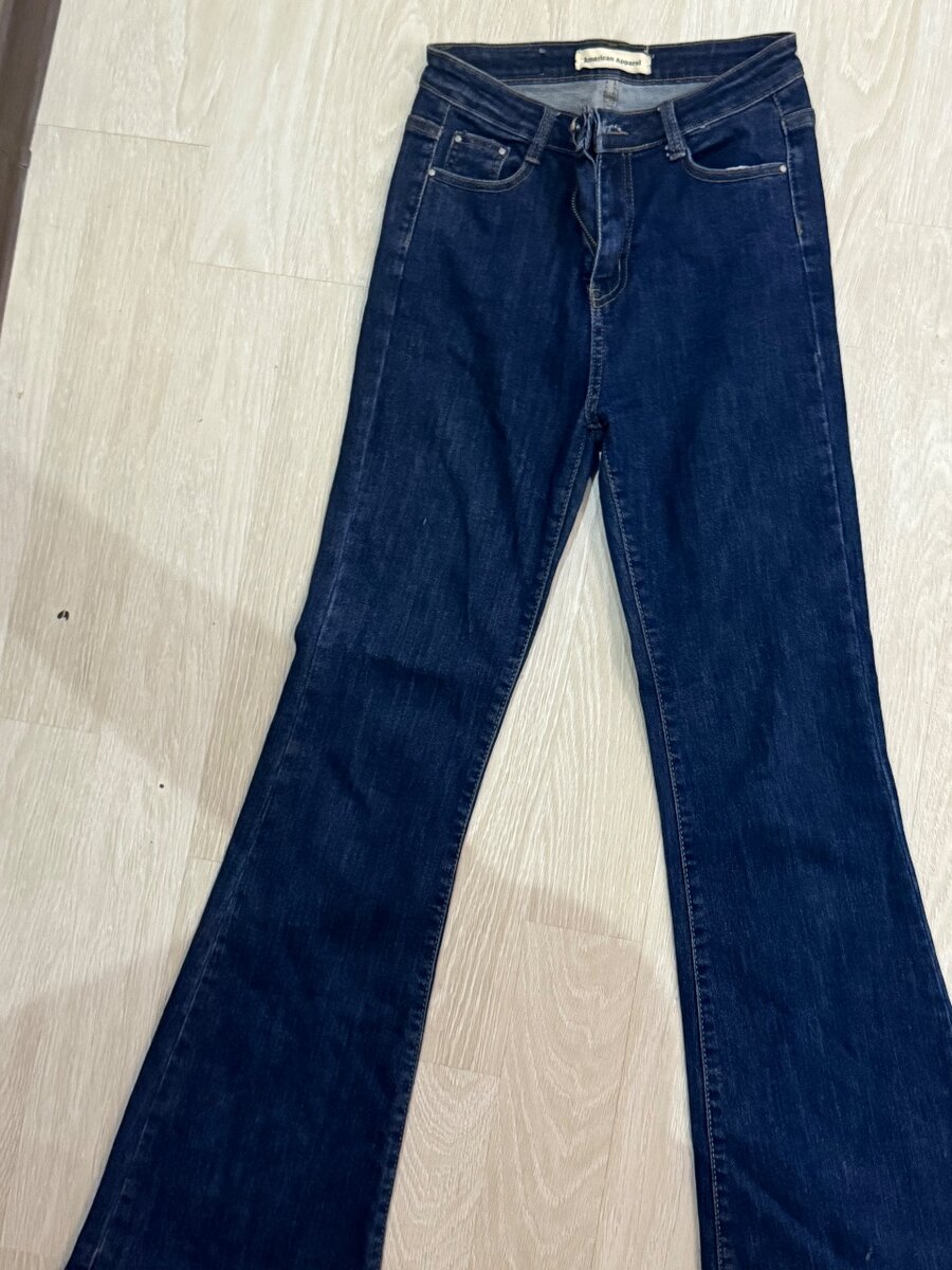 Джинсы клёш