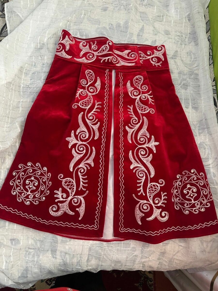 Национальная платья