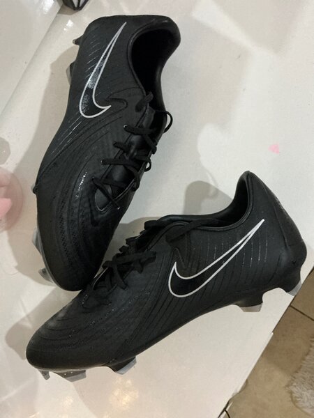 Chaussures de Football Noires