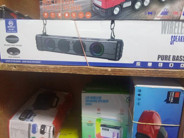 Enceinte sans fil basse pure