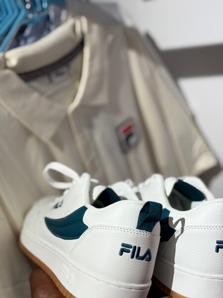 Baskets Fila blanches et vertes