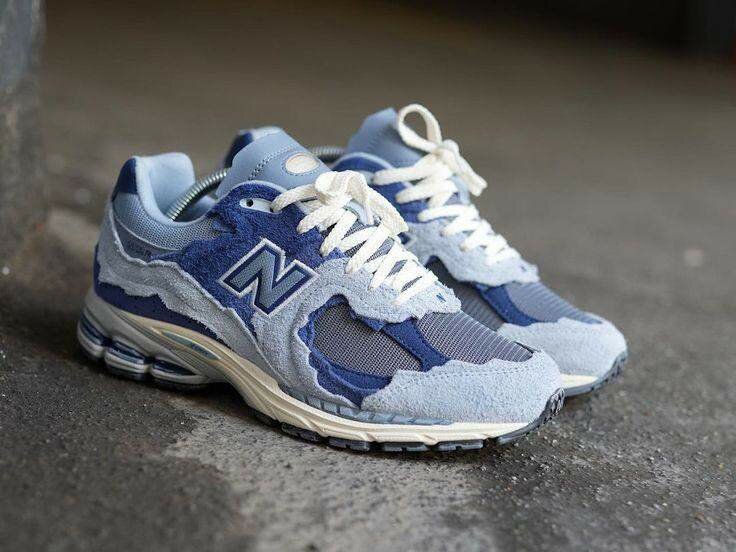 New Balance 2002