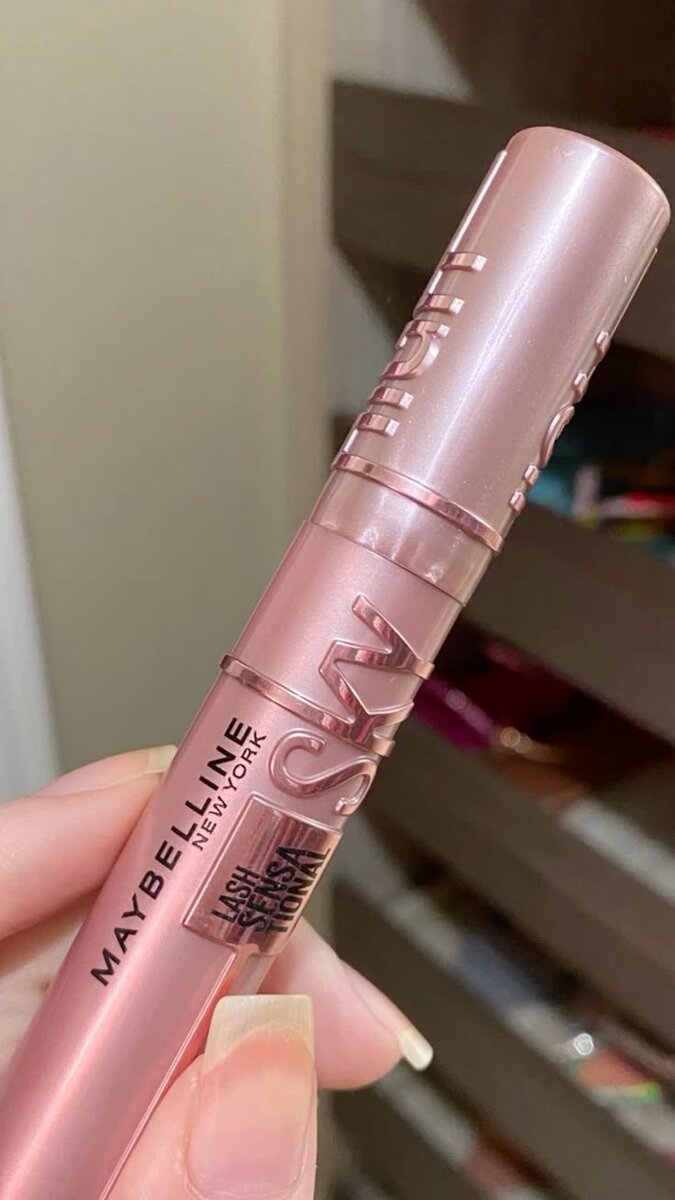 Mascara volume extrême Essence