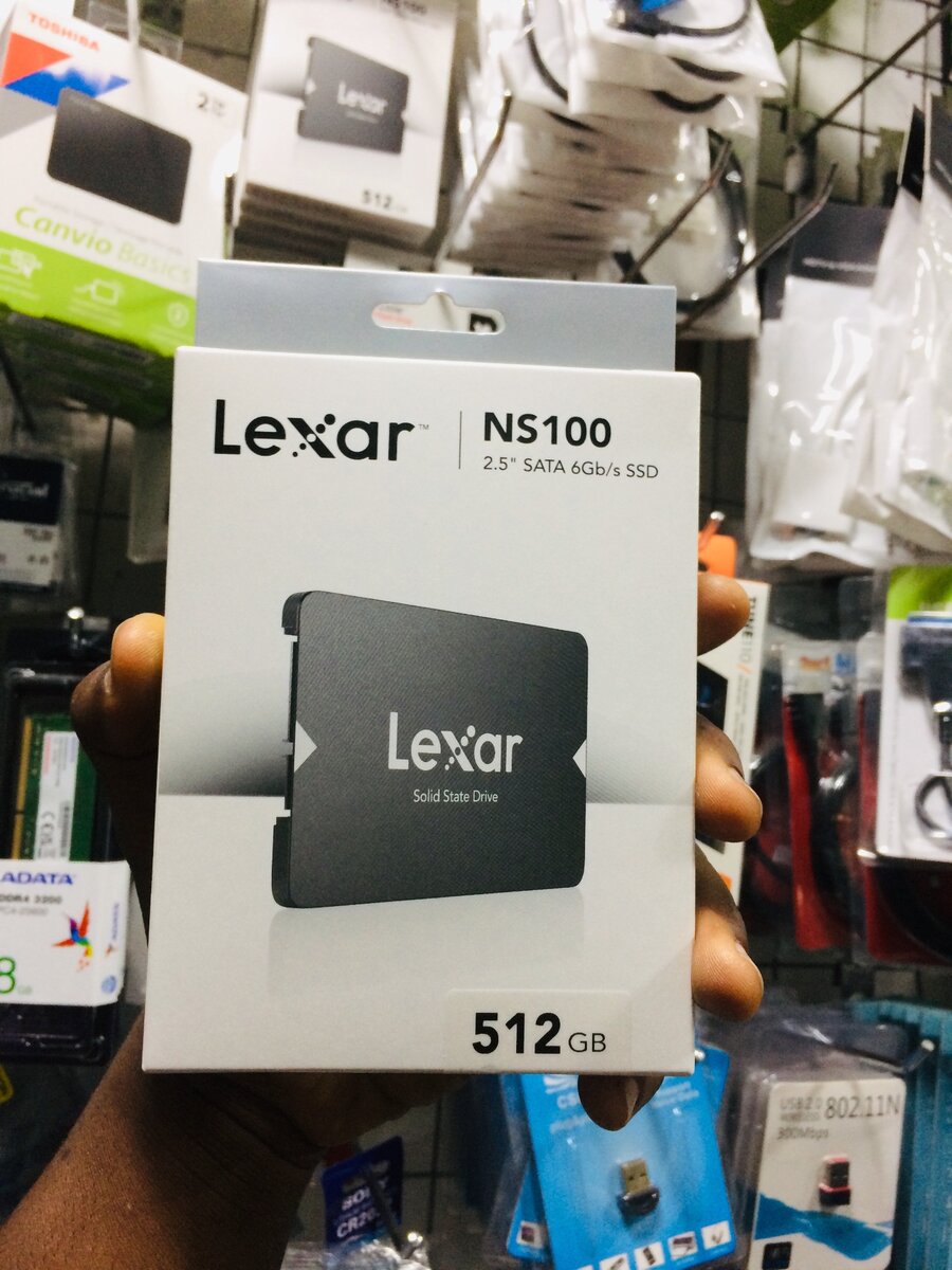 LEXAR SSD. Drive.  512 gb