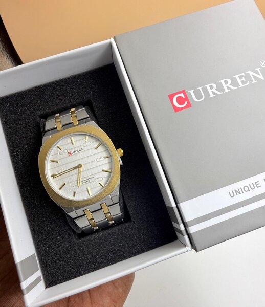 Montre élégante CURREN