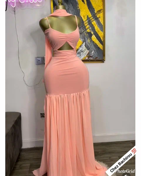 Robe élégante longue soirée