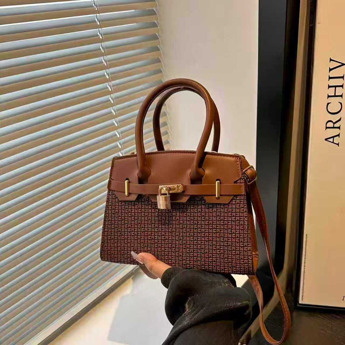 Sac à main élégant en cuir