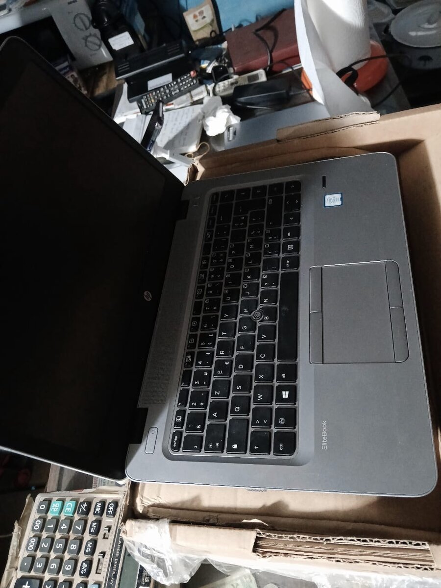 Ordinateur portable HP EL BooK