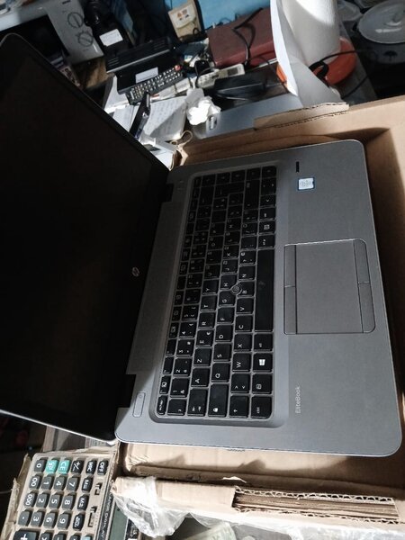 Ordinateur portable HP EL BooK