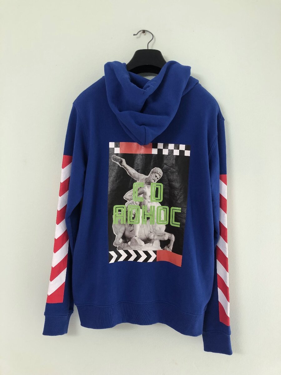 Pull à capuche bleu ADHOC