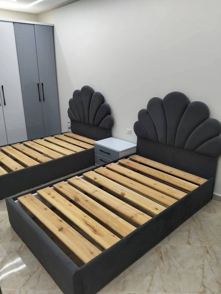 Lits simples modernes tissu