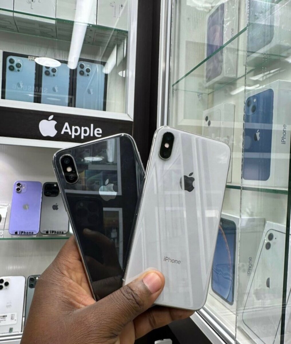 iPhone X -