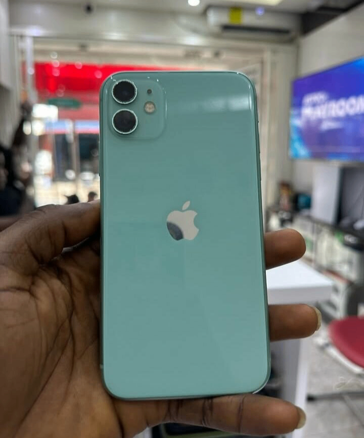 iPhone 11