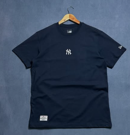 New Era New York Yankees new release t shirt size: L