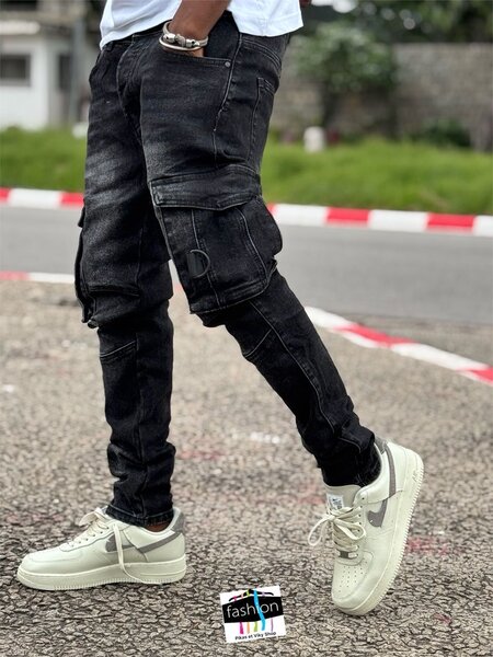 Pantalon cargo noir stylé