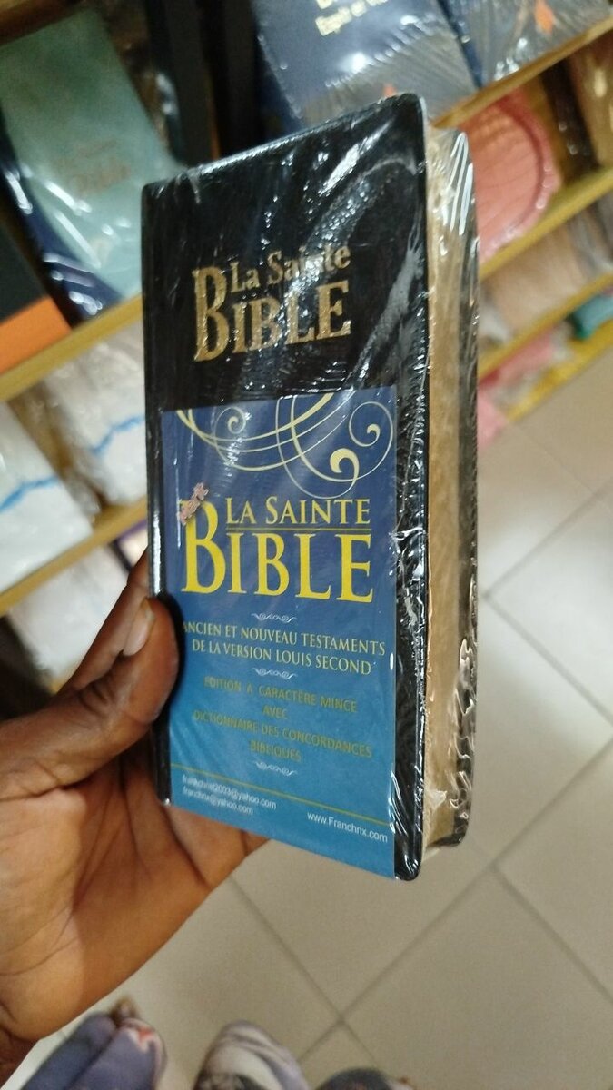 Bible et Livre Chrétien