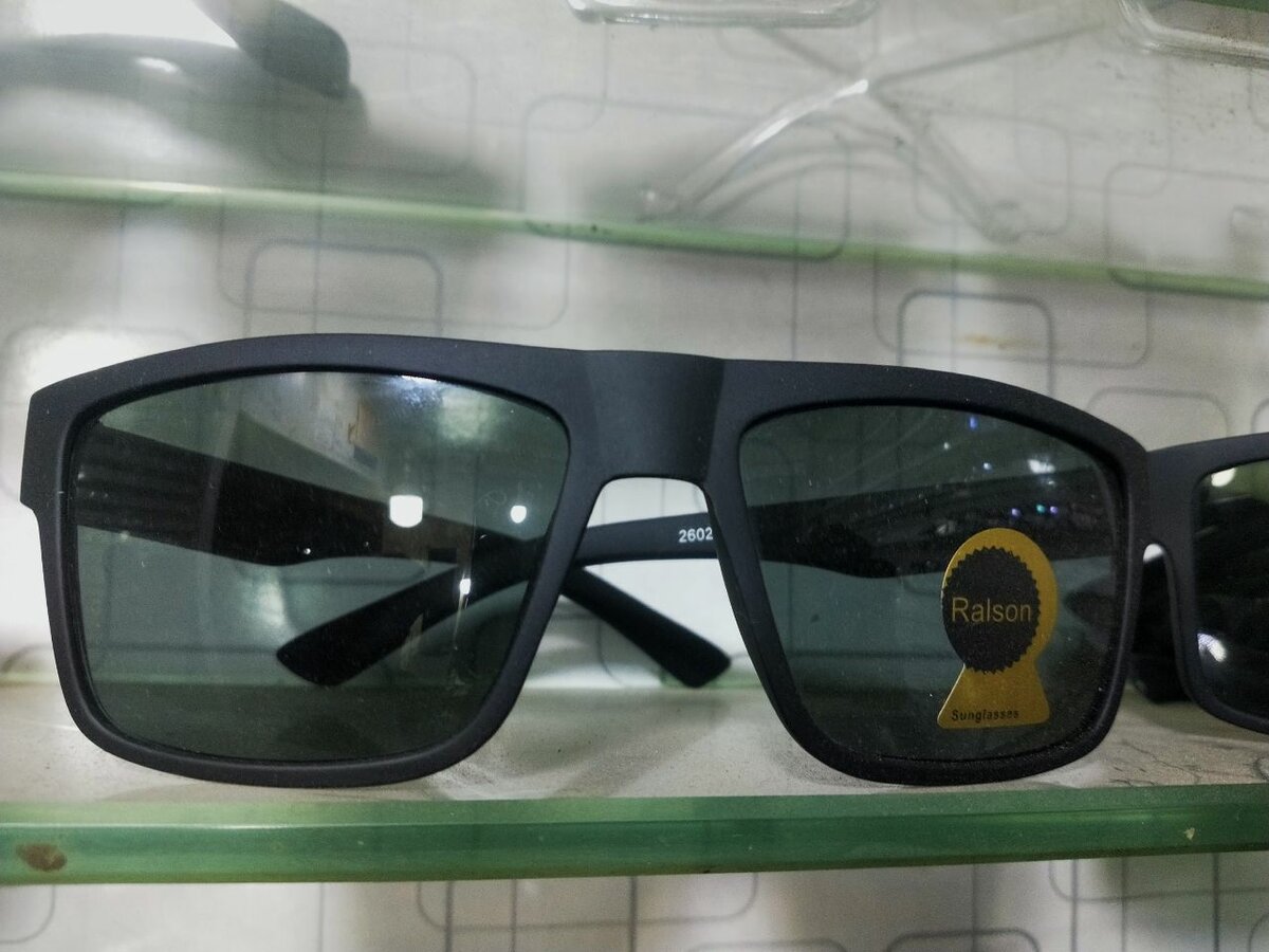 Sun glasses